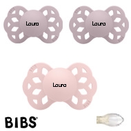 BIBS Infinity Sutter med navn str2, 1 Blossom, 2 Dusky Lilac Symmetrisk Silikone